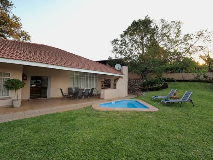 Poinsettia Family Cottage Hazyview Bagian luar foto